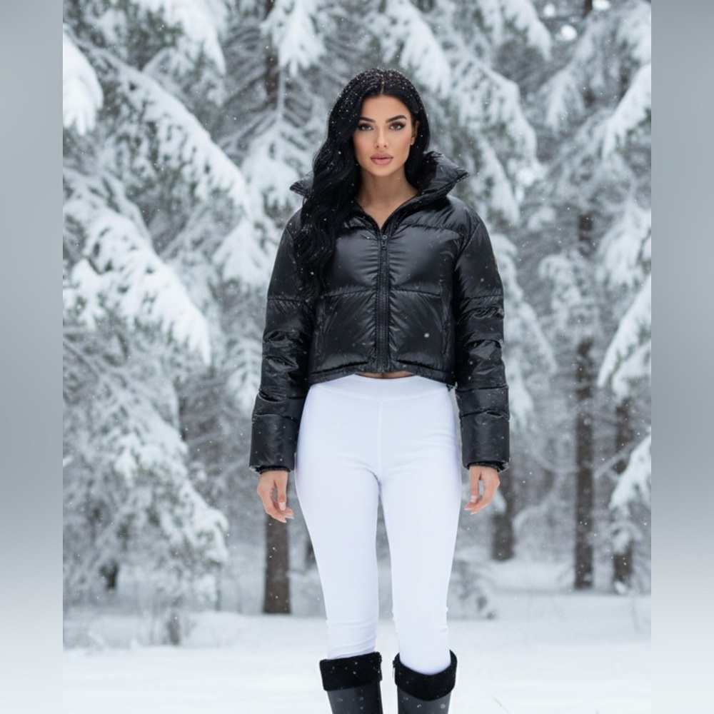 Women's Black Puffer Jacket no Brand